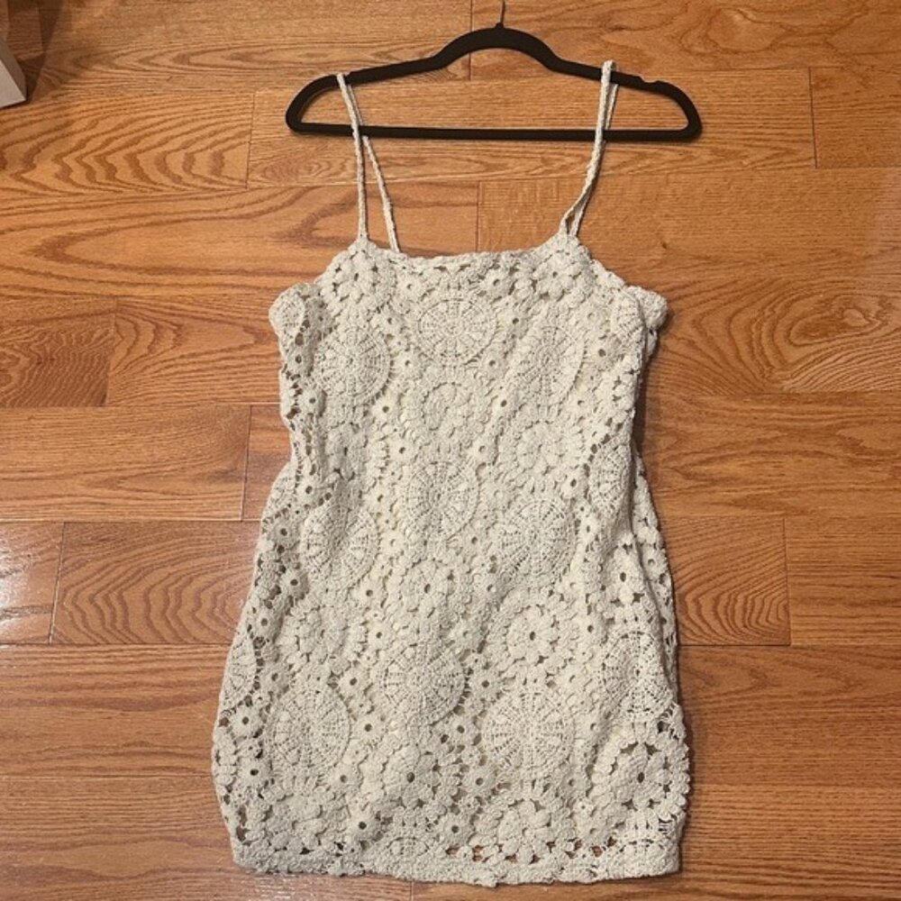 Mango Cream‎ Crochet Mini Dress